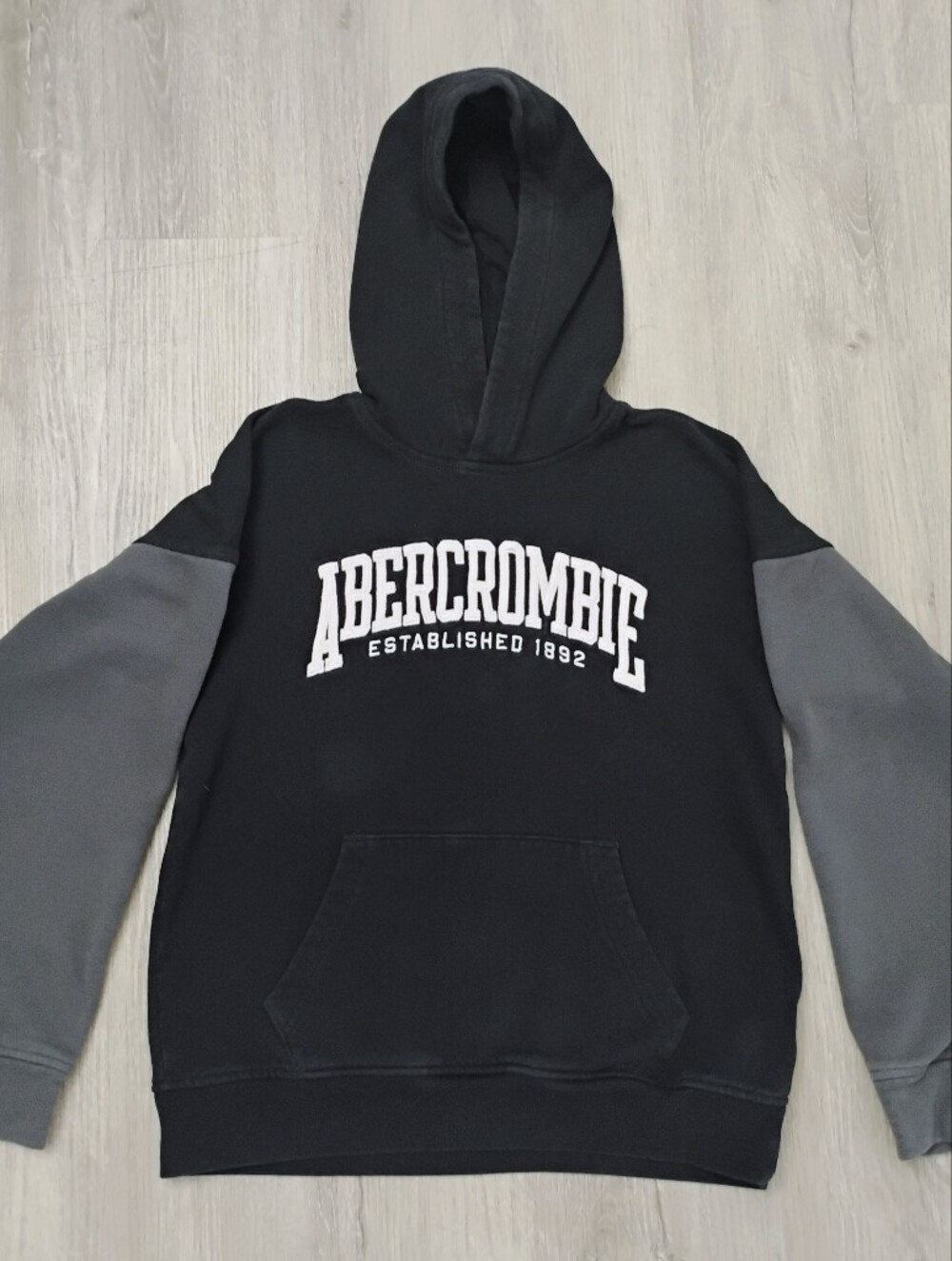 Abercrombie Kids Black Gray Colorblock Logo Pullover Hoodie Size 11/12